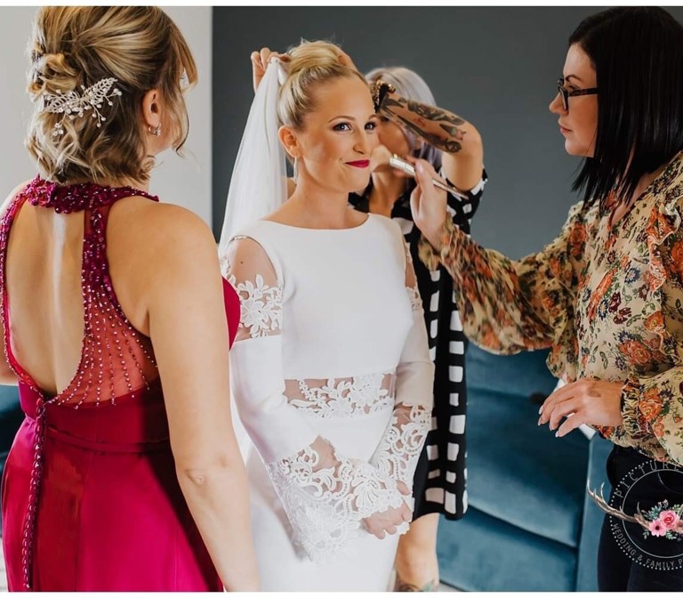 Nadine Grant Makeup Artist Nadine Grant Makeup Artist